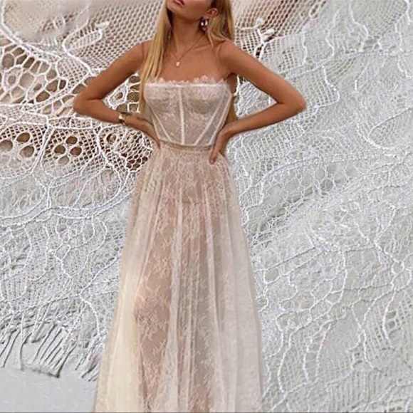 Embroidered Lace Maxi Dress - Picture 2 of 12